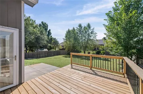 Exterior - 5213 Carson Dr, Lawrence, KS 66049 photo 5 of 6