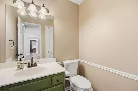Bath - 1129 SE 11th St, Lees Summit, MO 64081 photo 1 of 4