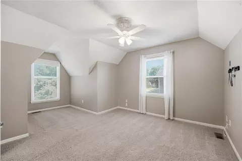 Bedroom - 1129 SE 11th St, Lees Summit, MO 64081 photo 2 of 7