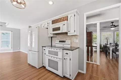 Kitchen - 1129 SE 11th St, Lees Summit, MO 64081 photo 2 of 3
