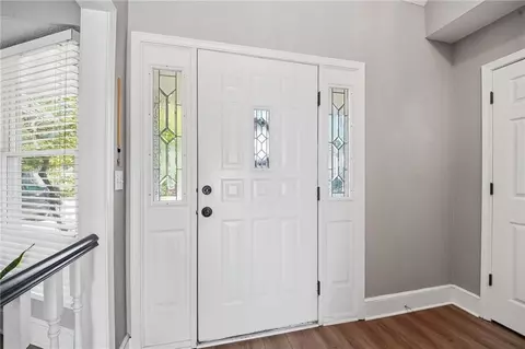Entry Way - 1129 SE 11th St, Lees Summit, MO 64081 photo 2 of 3
