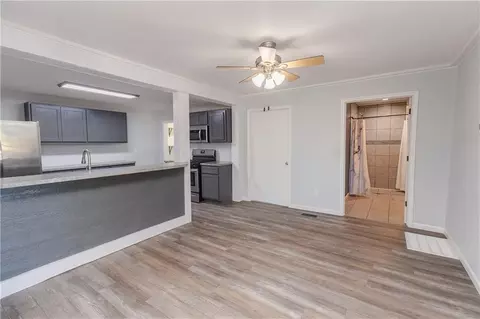 Living - 201 E 4th St, Cherryvale, KS 67335 photo 3 of 5
