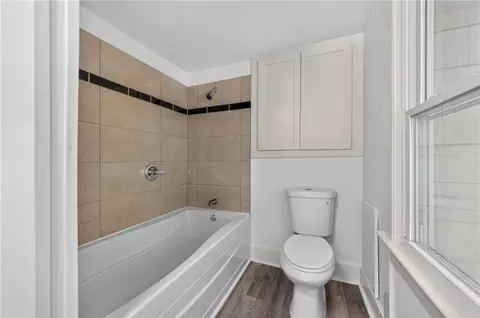 Bath - 610 W Maple Ave, Independence, MO 64050 photo 3 of 3