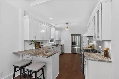 Kitchen - 610 W Maple Ave, Independence, MO 64050 photo 1 of 4