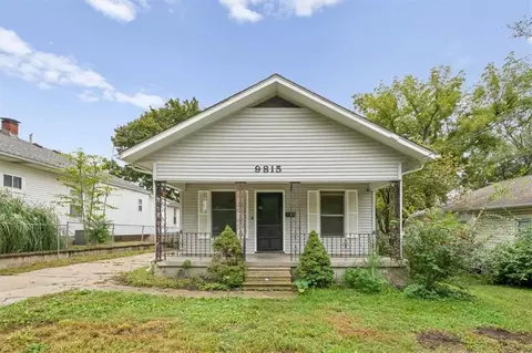 9815 E 9th St, Independence, MO 64053