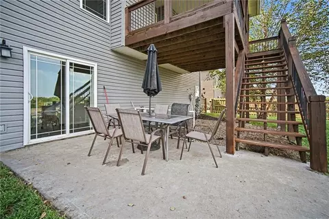 Exterior - 19224 Tomahawk Ln, Saint Joseph, MO 64505 photo 3 of 7