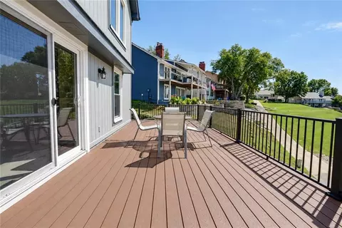 Exterior - 4808 NE Pebble Beach St, Lees Summit, MO 64064 photo 6 of 10