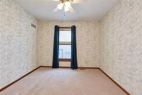Bedroom - 4808 NE Pebble Beach St, Lees Summit, MO 64064 photo 5 of 7