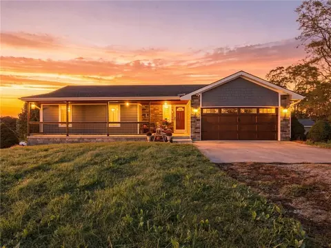 19305 Faith St, Holt, MO 64048