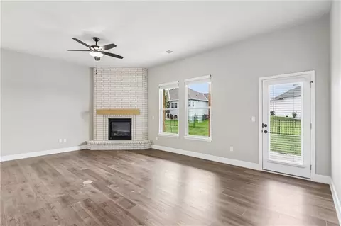 Living - 19045 W 170th Pl, Olathe, KS 66062 photo 6 of 6