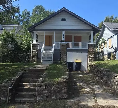 5710 Wabash Ave, Kansas City, MO 64130
