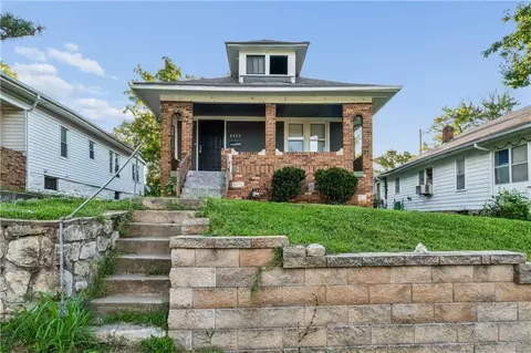 3403 Cleveland Ave, Kansas City, MO 64128
