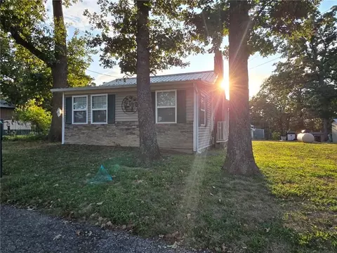 31707 Catfish St, Warsaw, MO 65355