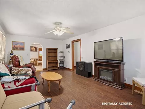 Living - 1945 N 900th Rd, Eudora, KS 66025 photo 2 of 2