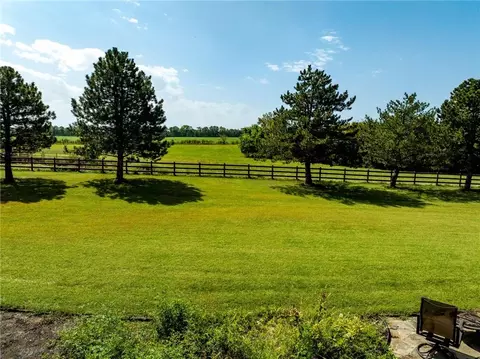 Exterior - 1949 N 900th Rd, Eudora, KS 66025 photo 14 of 18
