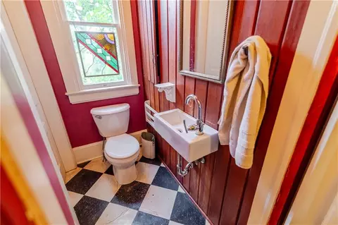 Bath - 1200 S 3rd St, Atchison, KS 66002 photo 2 of 10
