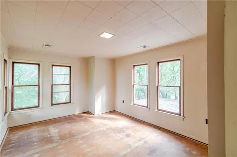 Bedroom - 1200 S 3rd St, Atchison, KS 66002 photo 4 of 6