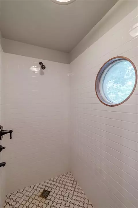Bath - 1200 S 3rd St, Atchison, KS 66002 photo 6 of 10