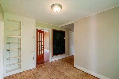 Entry Way - 1200 S 3rd St, Atchison, KS 66002 photo 11 of 11