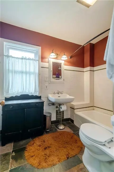 Bath - 1200 S 3rd St, Atchison, KS 66002 photo 8 of 10