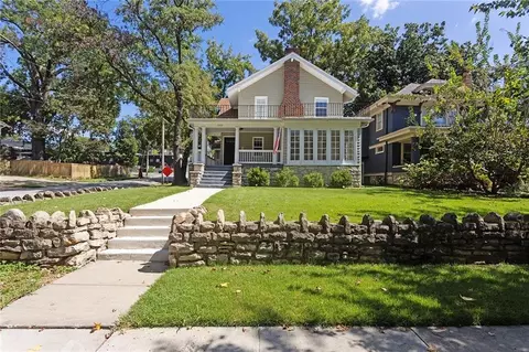 5601 Harrison St, Kansas City, MO 64110