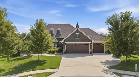Exterior - 1201 Serenity Ct, Raymore, MO 64083 photo 15 of 16
