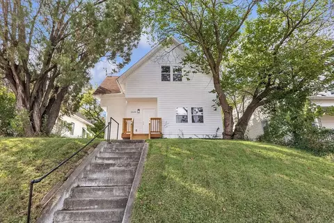2634 Olive St, Saint Joseph, MO 64507