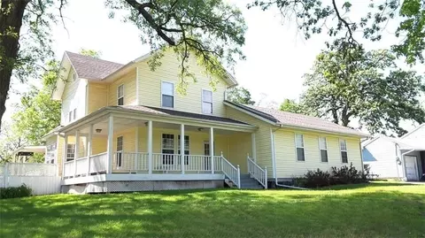 1108 N Main St, Maryville, MO 64468