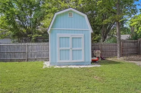 Exterior - 2012 E 26th St, Lawrence, KS 66046 photo 6 of 8