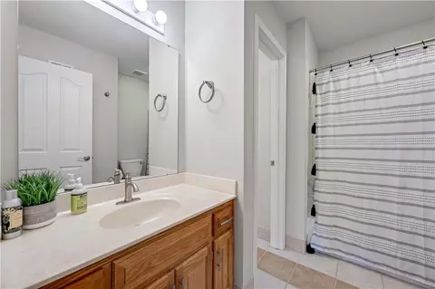 Bath - 8623 Haven St, Lenexa, KS 66219 photo 4 of 4