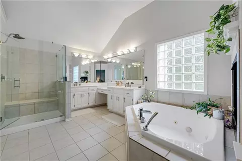 Bath - 8623 Haven St, Lenexa, KS 66219 photo 1 of 4