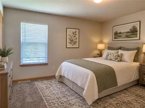 Bedroom - 18502 E 3rd Street Ct, Independence, MO 64056 photo 3 of 9