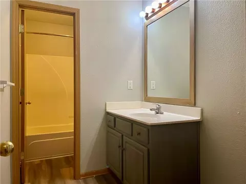 Bath - 18502 E 3rd Street Ct, Independence, MO 64056 photo 8 of 8