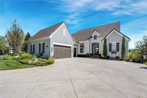 15009 Chadwick St, Overland Park, KS 66224
