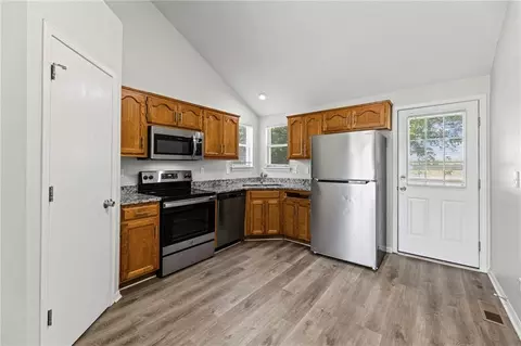 Kitchen - 1012 NE Queens Ct, Lees Summit, MO 64064 photo 1 of 1