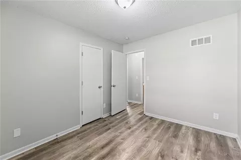 Bedroom - 1012 NE Queens Ct, Lees Summit, MO 64064 photo 6 of 6