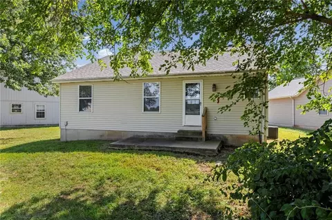 Other - 1012 NE Queens Ct, Lees Summit, MO 64064 photo 5 of 5