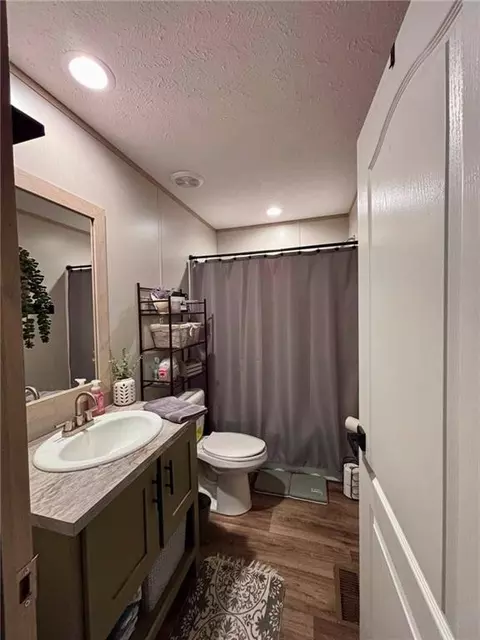 Bath - 213 S Walnut St, Centerview, MO 64019 photo 2 of 2