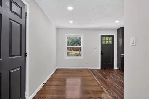 Entry Way - 6303 E 153rd St, Grandview, MO 64030 photo 1 of 2