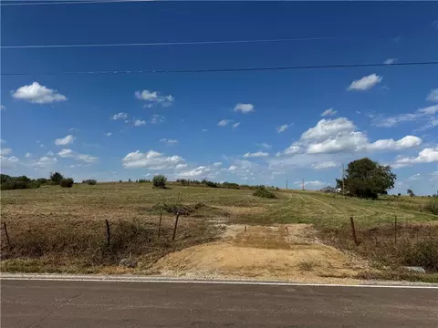 8 NE Acres Ml Ne 82nd St, Topeka, KS 66617