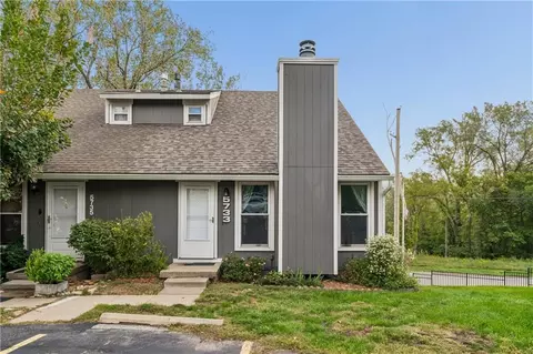 5733 N London Ave, Kansas City, MO 64152