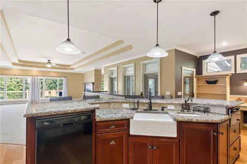 Kitchen - 1401 Pinecrest Dr, Bethany, MO 64424 photo 3 of 7