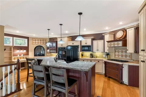 Kitchen - 1401 Pinecrest Dr, Bethany, MO 64424 photo 1 of 7