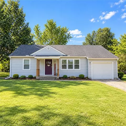 5 SE 14th St, Concordia, MO 64020