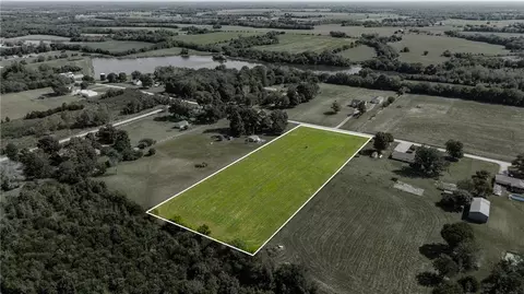 Little Road, Garden City, MO 64747