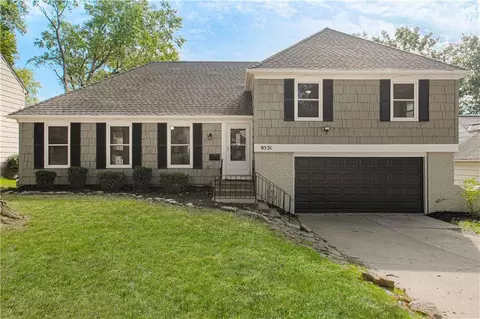 9531 Beverly Dr, Overland Park, KS 66207