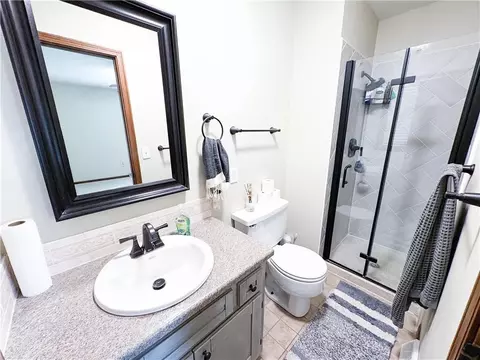 Bath - 115 Fairview Ave, Warrensburg, MO 64093 photo 3 of 3