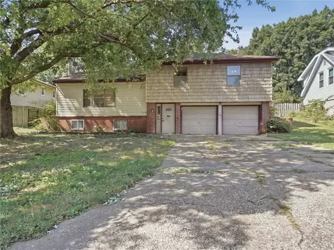 4904 NW Fisk Ave, Kansas City, MO 64151
