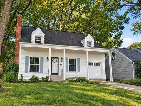 5612 Birch St, Roeland Park, KS 66205