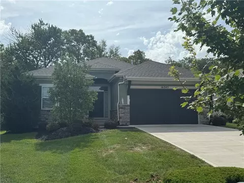16245 Broadmoor St, Overland Park, KS 66085